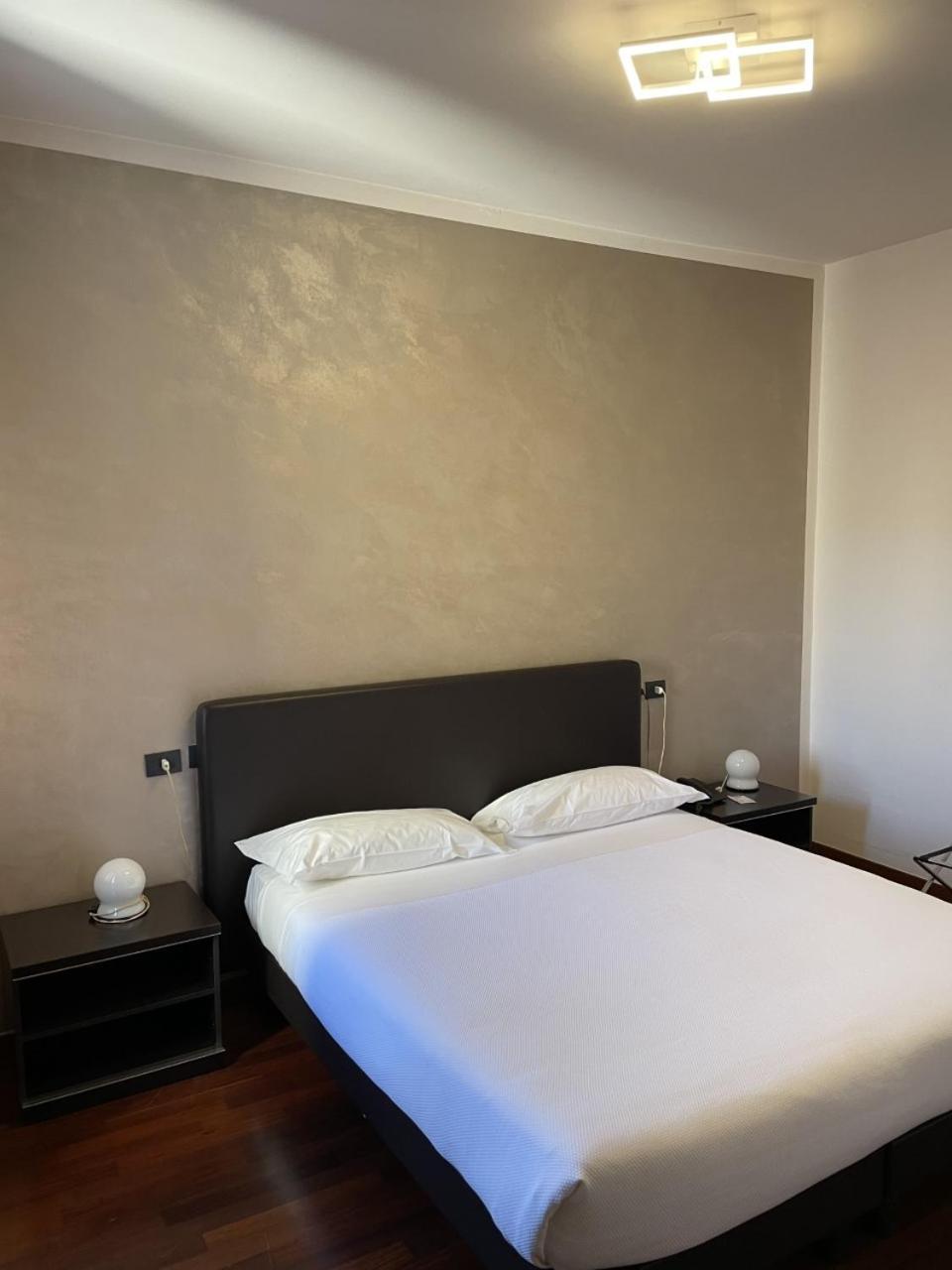 Residence Hotel Torino Uno الغرفة الصورة